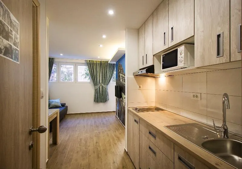 Studio Apartments 4 You In سبليت 4*,